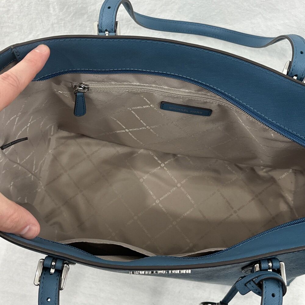 Michael Kors Gilly Drawstring Blue Tote Bag Large Travel Designer Summer Classic - Picture 8 of 12